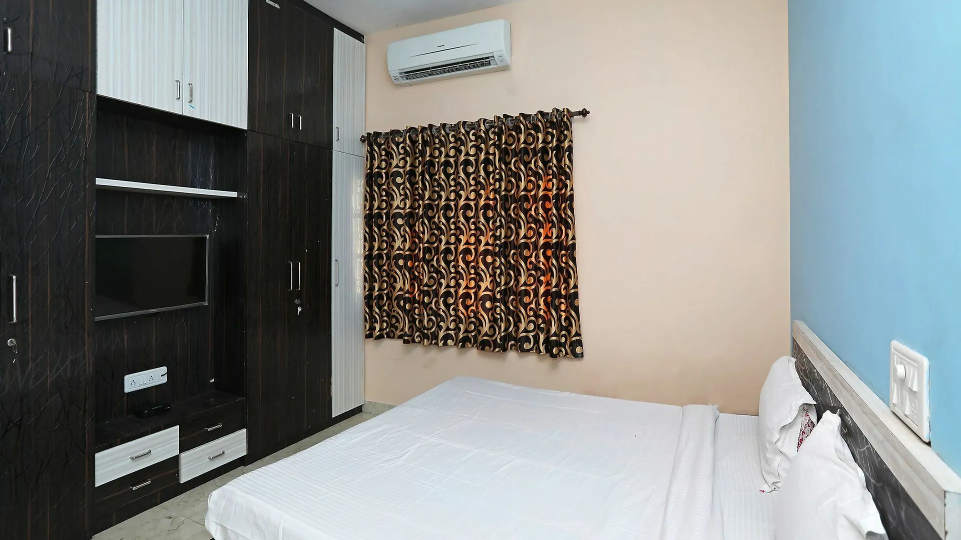 Oyo 10094 Home Elegant Stay Hiran Magri Udaipur