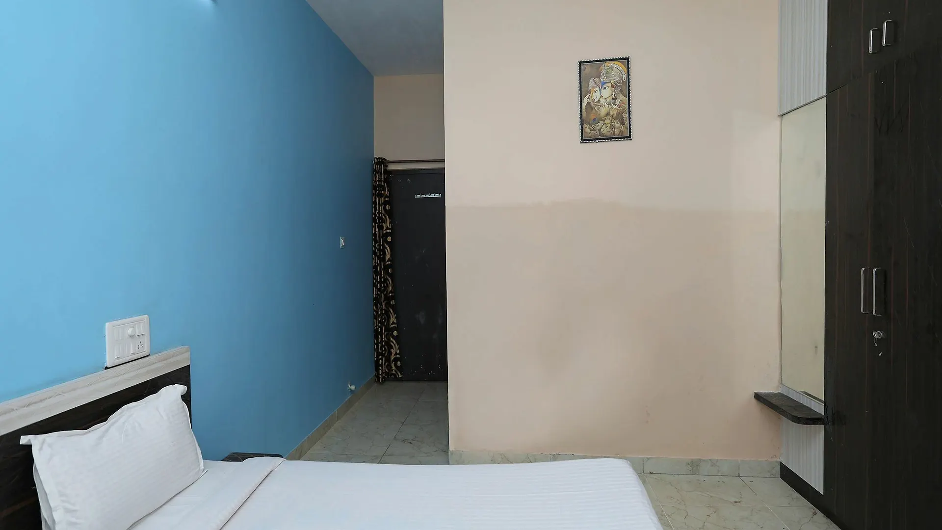 Oyo 10094 Home Elegant Stay Hiran Magri Udaipur Apartamento